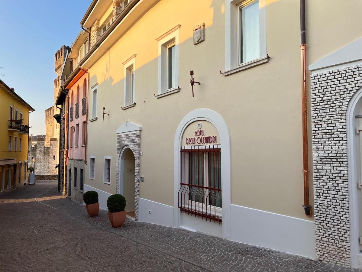 Hotel Degli Oleandri Sirmione Exterior foto