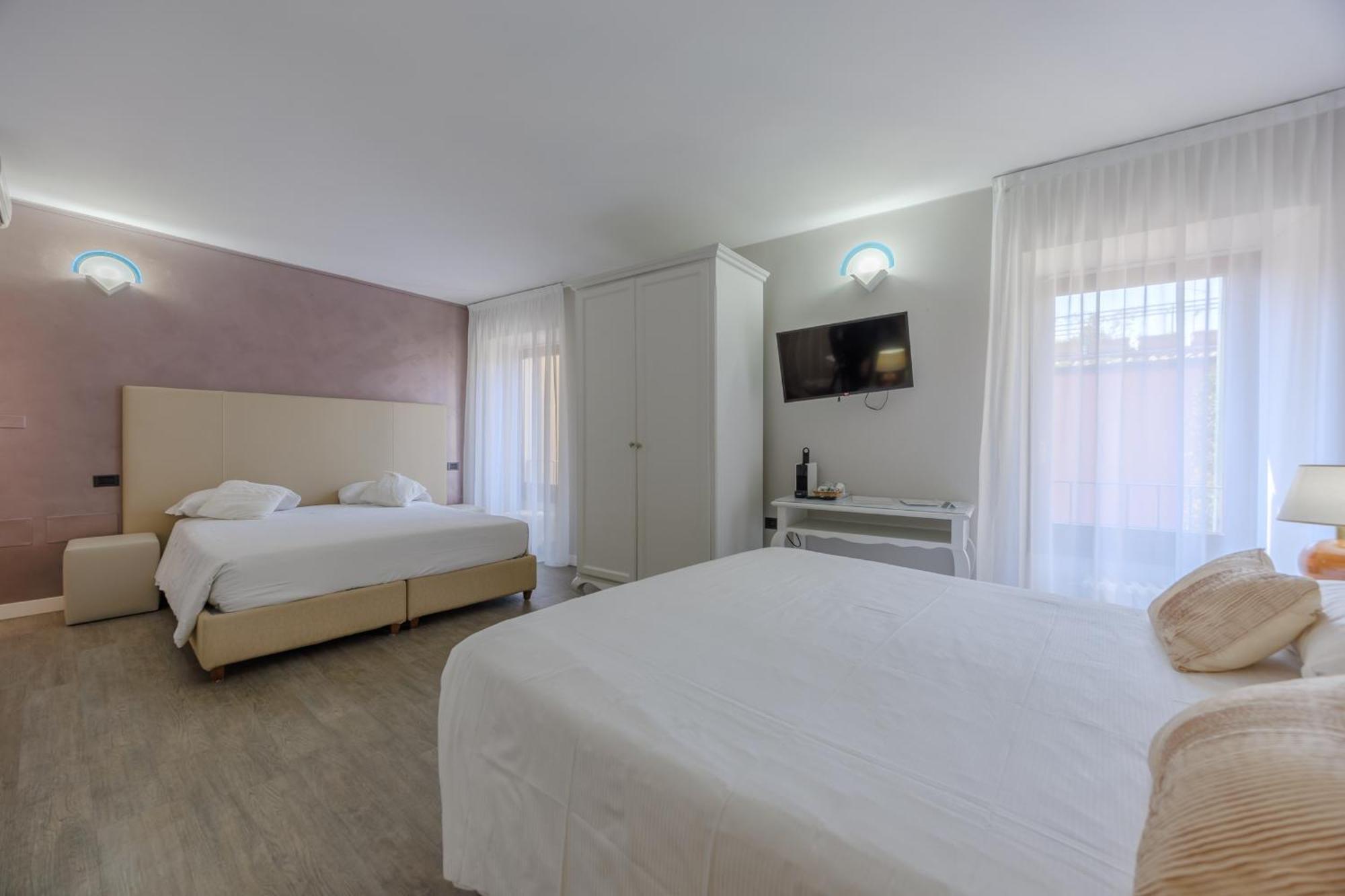 Hotel Degli Oleandri Sirmione Exterior foto